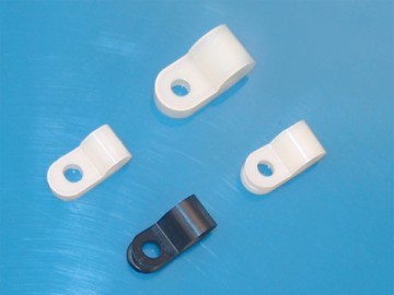 东莞市桥鑫五金塑胶制品 R线夹在数码产品领域的专业供应